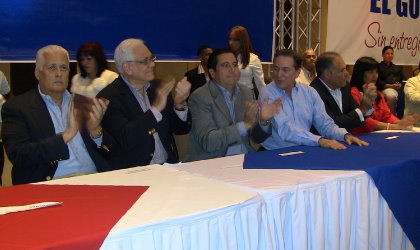 TOCOMA lanza a Mitchell Doens para reelegirse al frente del PRD