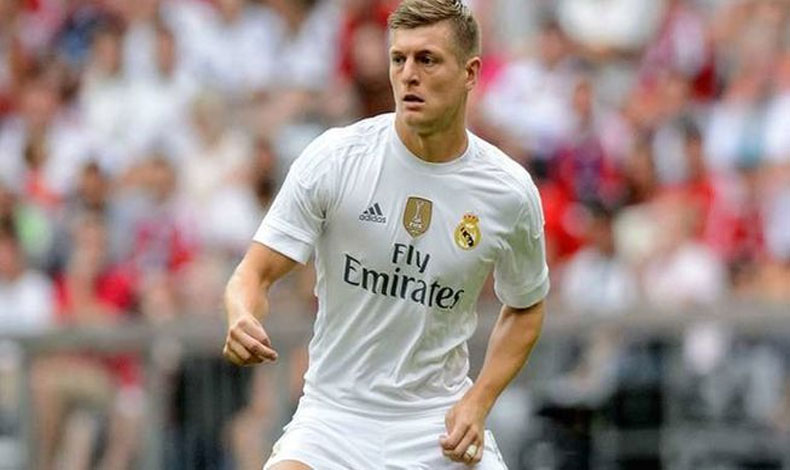 Toni Kroos futbolista del ao en Alemania