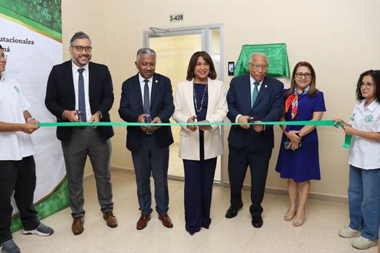 La UTP presenta los laboratorios que  Laboratorio de Investigaciones en Biociencias, Biotecnolog�a y Ciencias Aplicadas