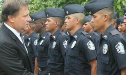 Sean leales a Panam, leales al uniforme indic Varela