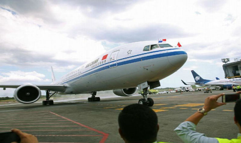 Aterriz el primer vuelo de Air China en Panam