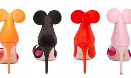 Oscar Tiye se inspira en Minnie Mouse para disear estos zapatos