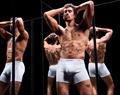 Calvin Klein presenta una nueva campaa de primavera 2025 protagonizada por Bad Bunny