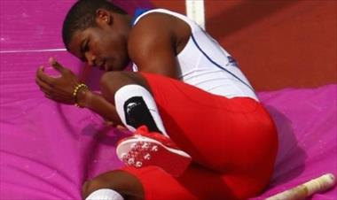 /deportes/video-cubano-rompe-su-garrocha-en-3-partes-y-queda-descalificado-de-londres/15891.html