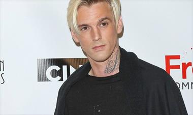 /vidasocial/aaron-carter-emocionado-por-el-recibimiento-que-tuvo-durante-una-presentacion/60378.html