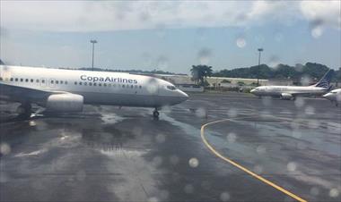 /vidasocial/debido-al-mal-tiempo-aeropuerto-de-tocumen-suspendio-sus-vuelos/69654.html