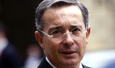 /vidasocial/uribe-critica-visita-de-hollande-a-colombia/39275.html