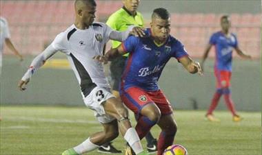 /deportes/arabe-unido-no-logro-salir-del-empate-con-el-sporting-san-miguelito/65364.html