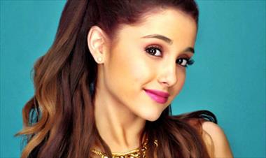 /vidasocial/video-ariana-grande-se-cayo-en-uno-de-sus-conciertos/56549.html