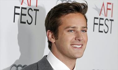 /cine/armie-hammer-confiesa-que-se-esta-escribiendo-una-secuela-de-el-agente-de-c-i-p-o-l-/48428.html