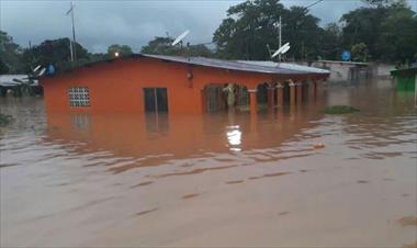 /vidasocial/estaran-entregando-ayuda-economica-a-los-afectados-por-inundaciones-en-colon/72200.html