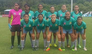 /deportes/la-liga-femenina-de-futbol-se-queda-con-un-equipo-menos/59261.html