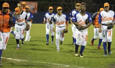 /deportes/accion-en-las-semifinales-del-beisbol-juvenil/73854.html