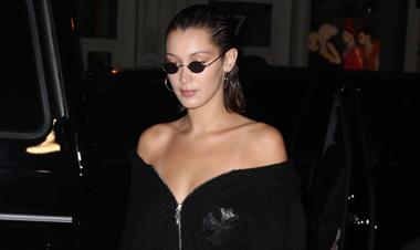 /vidasocial/asi-defendio-bella-hadid-a-una-fotografa-agredida-por-un-guardia-de-seguridad/63777.html