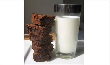 /vidasocial/madre-prepara-brownies-con-su-propia-leche/58807.html