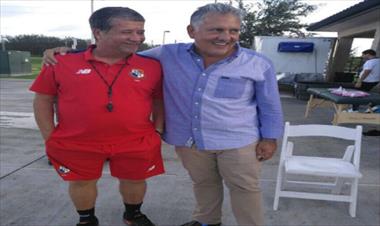 /deportes/chaluja-gomez-quiere-evaluar-si-sigue-en-panama-tras-el-mundial-/77303.html