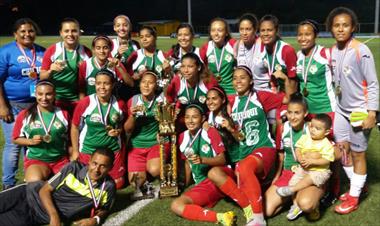 /deportes/chiriqui-las-nuevas-monarcas-del-futbol-femenino-de-panama/70501.html