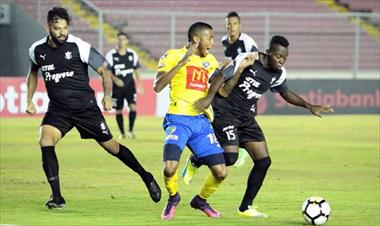 /deportes/chorrillo-fc-clasifica-a-cuartos-de-final-de-la-liga-concacaf/60082.html