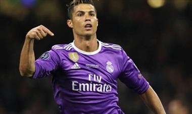 /deportes/cr7-hace-historia-al-marcar-en-tres-finales-de-champions-league/53262.html