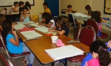 /vidasocial/cursos-de-arte-para-ninos-y-jovenes-para-el-verano-2013/17974.html