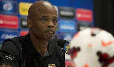 /deportes/-las-cosas-no-se-manejaron-profesionalmente-bien-afirma-julio-dely-valdes/90983.html