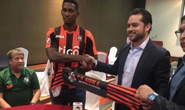 /deportes/dixon-es-presentado-en-su-nuevo-equipo-las-aguilas-del-salvador/53495.html