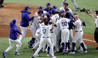 /deportes/los-dodgers-de-los-angeles-ganan-la-serie-mundial-despues-de-32-anos/91583.html