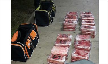 /vidasocial/capturan-a-sujeto-que-transportaba-42-kilos-de-droga/55564.html