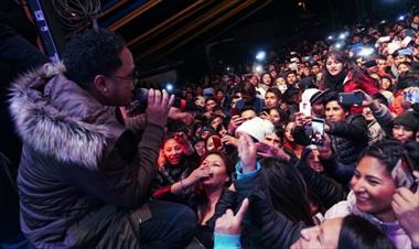 /musica/eddy-lover-repartiendo-flow-en-concierto-en-bolivia/88553.html