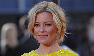 /cine/elizabeth-banks-se-disculpa-por-criticar-el-trabajo-de-steven-spielberg/54606.html