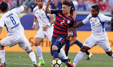 /deportes/estados-unidos-pasa-a-cuartos-de-final-de-la-copa-oro-primero-del-grupo-b/57553.html