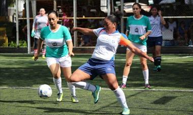 /deportes/futbol-femenino-de-panama-participara-en-torneo-para-celebrar-el-pase-al-mundial-rusia-2018/72191.html