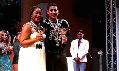 /vidasocial/ganadores-de-karaoke-world-championships-en-panama/65406.html