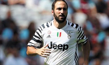 /deportes/para-higuain-el-duelo-entre-el-napoles-y-juventus-no-es-para-nada-normal/46784.html