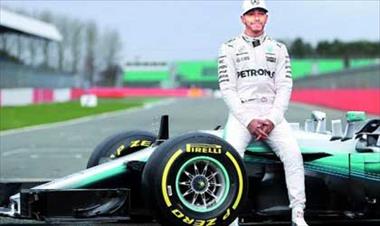 /deportes/lewis-hamilton-valtteri-me-mantiene-alerta-hizo-un-gran-trabajo-/48283.html