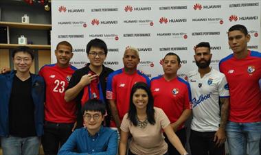 /deportes/huawei-y-jugadores-de-la-lpf-comparten-con-los-fanaticos/71178.html