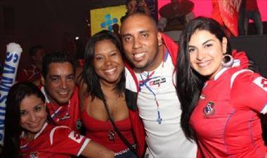 /vidasocial/fotos-partido-panama-vs-mexico-en-centro-vasco-nunez-de-balboa/22450.html