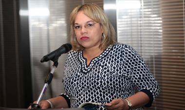 /vidasocial/idalia-martinez-renuncia-a-su-cargo-de-directora-del-senniaf/31422.html