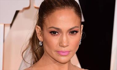 /vidasocial/jennifer-lopez-apoyando-fuertemente-a-puerto-rico/64856.html