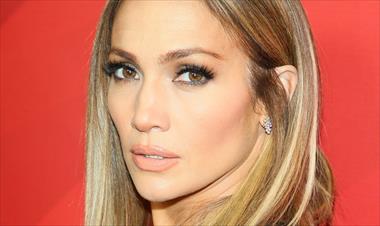 /vidasocial/jennifer-lopez-luce-muy-cansada-y-sus-seguidores-se-preocupan-por-ello/60544.html