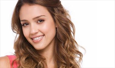 /vidasocial/jessica-alba-quiere-estar-mas-tiempo-con-sus-hijas/53547.html