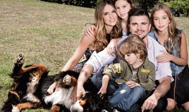 /vidasocial/juanes-ha-encontrado-un-balance-entre-el-trabajo-y-su-hermosa-familia/47524.html