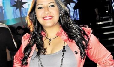 /vidasocial/kathy-phillips-oficialmente-comprometida/19462.html