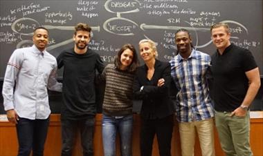 /vidasocial/gerard-pique-y-katie-holmes-estaran-en-un-curso-de-harvard/53541.html