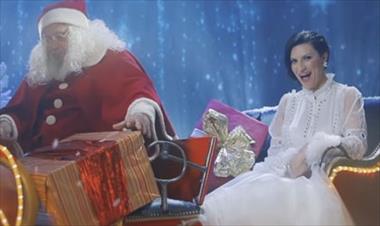 /musica/laura-pausini-le-canta-a-la-navidad/38410.html