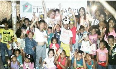 /vidasocial/liza-hernandez-inicia-fundacion-en-santa-ana/30456.html