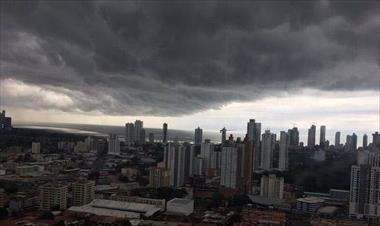 /vidasocial/se-esperan-lluvias-fuertes-por-llegada-de-nueva-onda-tropical-en-panama/91590.html