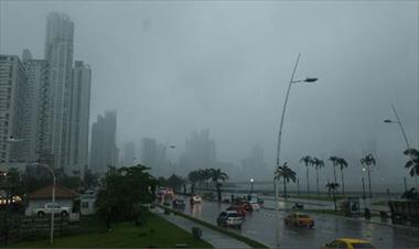 /vidasocial/se-esperan-fuertes-lluvias-en-las-proximas-horas-en-todo-el-territorio-nacional/61443.html