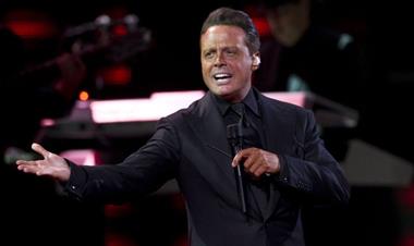 /vidasocial/luis-miguel-y-su-hija-michelle-salas-aseguran-buena-relacion-entre-ellos/83122.html