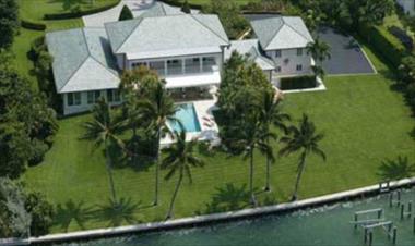 /vidasocial/julio-iglesias-adquiere-tremenda-mansion-en-panama/73592.html